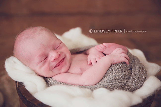 Pensacola Newborn Photographer - Lindsey Friar Photography