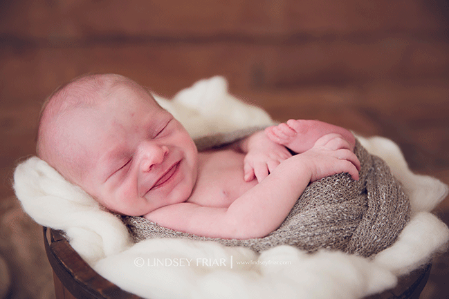 Pensacola Newborn Photographer - Lindsey Friar Photography 2015