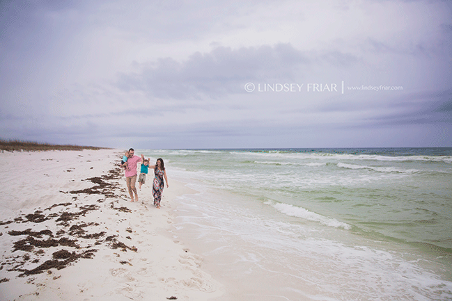 Pensacola Beach, FL Family Photographer - Lindsey Friar Photography 2015