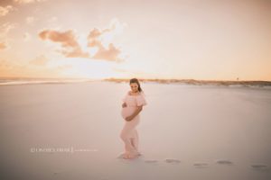 Maternity Photographer - Pensacola Beach