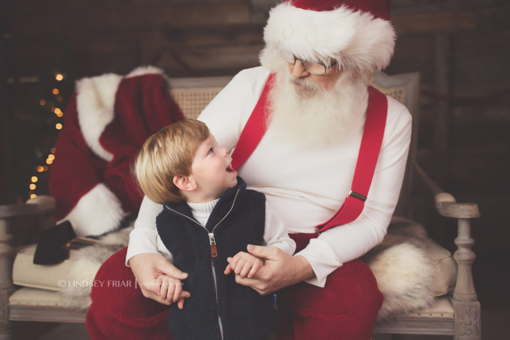 Santa Mini Sessions - Pensacola, FL 006 Lindsey Friar Photography 2018 2 1024x683