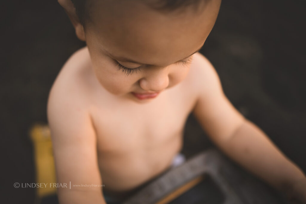 Tractor Mini Sessions for boys and girls - Gulf Breeze, FL Photographer 014 Lindsey Friar Photography 2021 1024x683