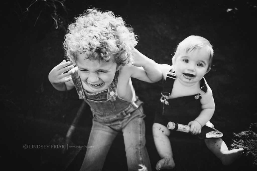 Tractor Mini Sessions for boys and girls - Gulf Breeze, FL Photographer 057 Lindsey Friar Photography 2021 1024x683