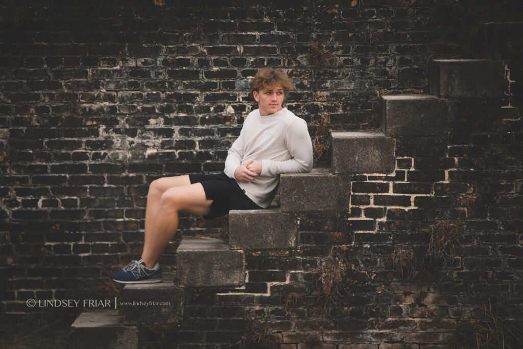 boy senior posing ideas