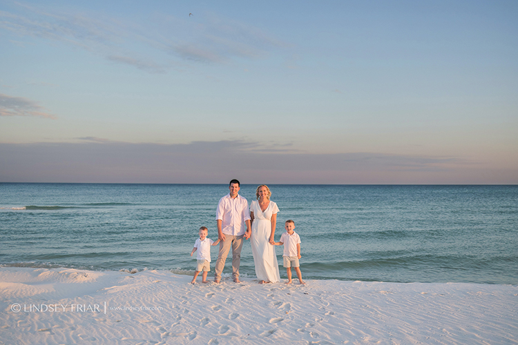 Pensacola Beach Family Photographer - Lindsey Friar Photography 018 Lindsey Friar Photgraphy 2023