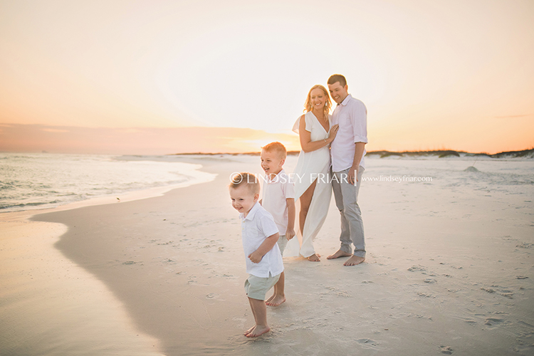 Pensacola Beach Family Photographer - Lindsey Friar Photography 058 Lindsey Friar Photgraphy 2023
