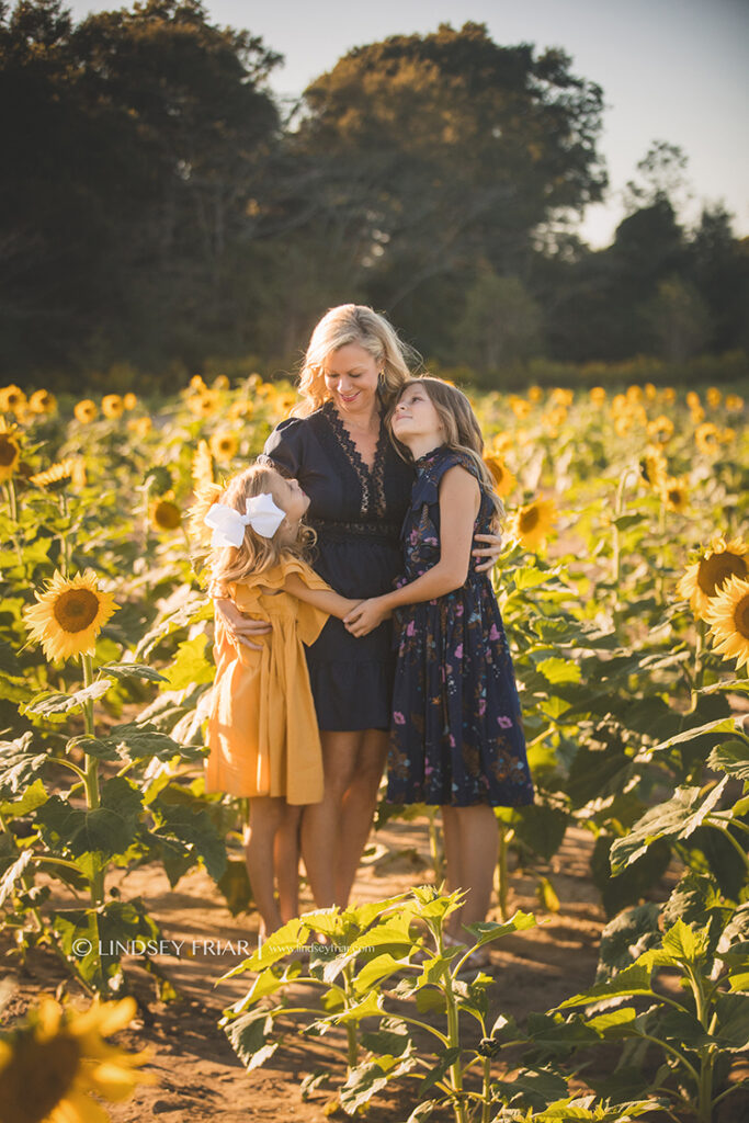 Sunflower Family Mini Sessions - Milton, FL Family Photographer 021 Lindsey Friar Photgraphy 2023 683x1024