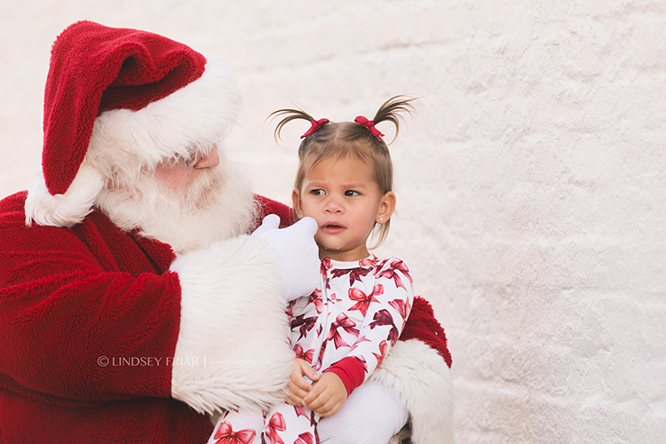 Santa Downtown Pensacola 030 Lindsey Friar Photgraphy 2024 Copy
